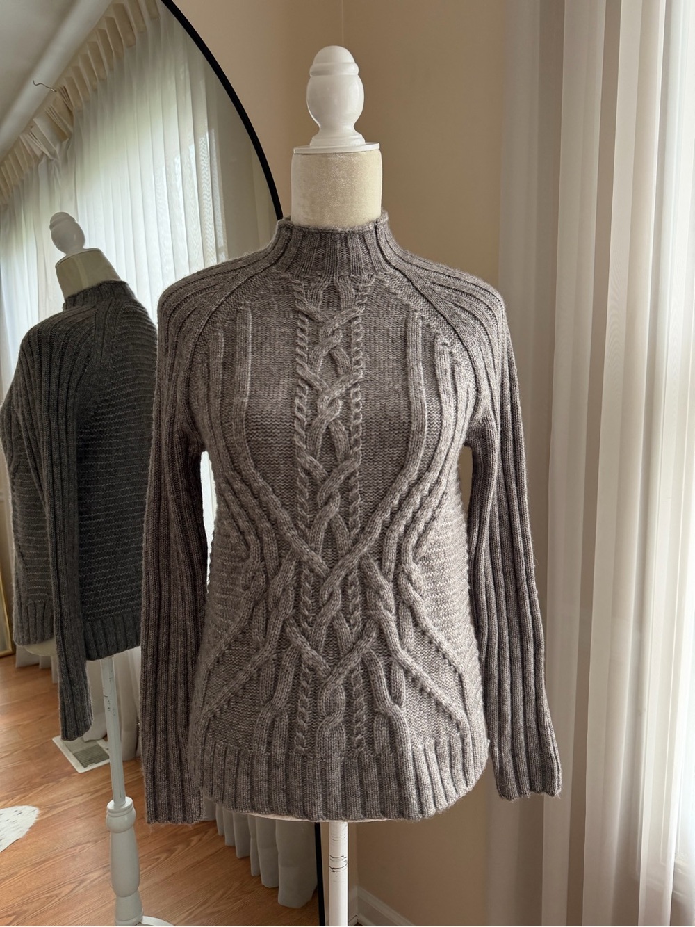 GAP Heather Gray Cable-Knit Mock Neck Sweater Size S